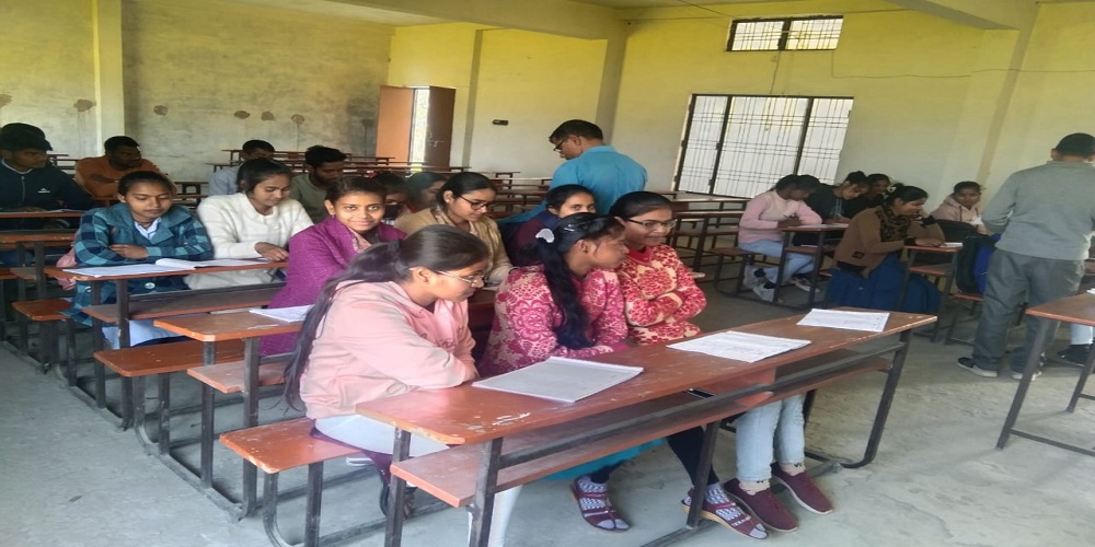 CHOUDHARY BADRI PRASAD SITARAM MAHAVIDYALAYA,RASRA BILHARGHAT POORA BAZAR,AYOUDHYA  (U.P.)	